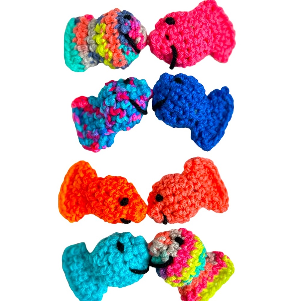 Hand Crafted Colorful Interactive Cat Toys Crochet 8 Potent Organic Catnip Fish